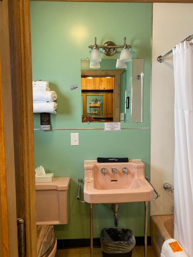 Harney Peak Inn Хилл-Сити Экстерьер фото
